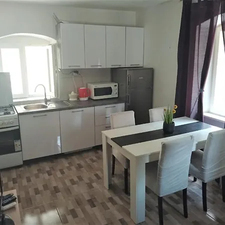 Karlito Apartment *