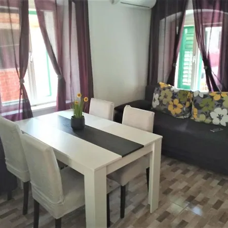 Karlito Apartment
